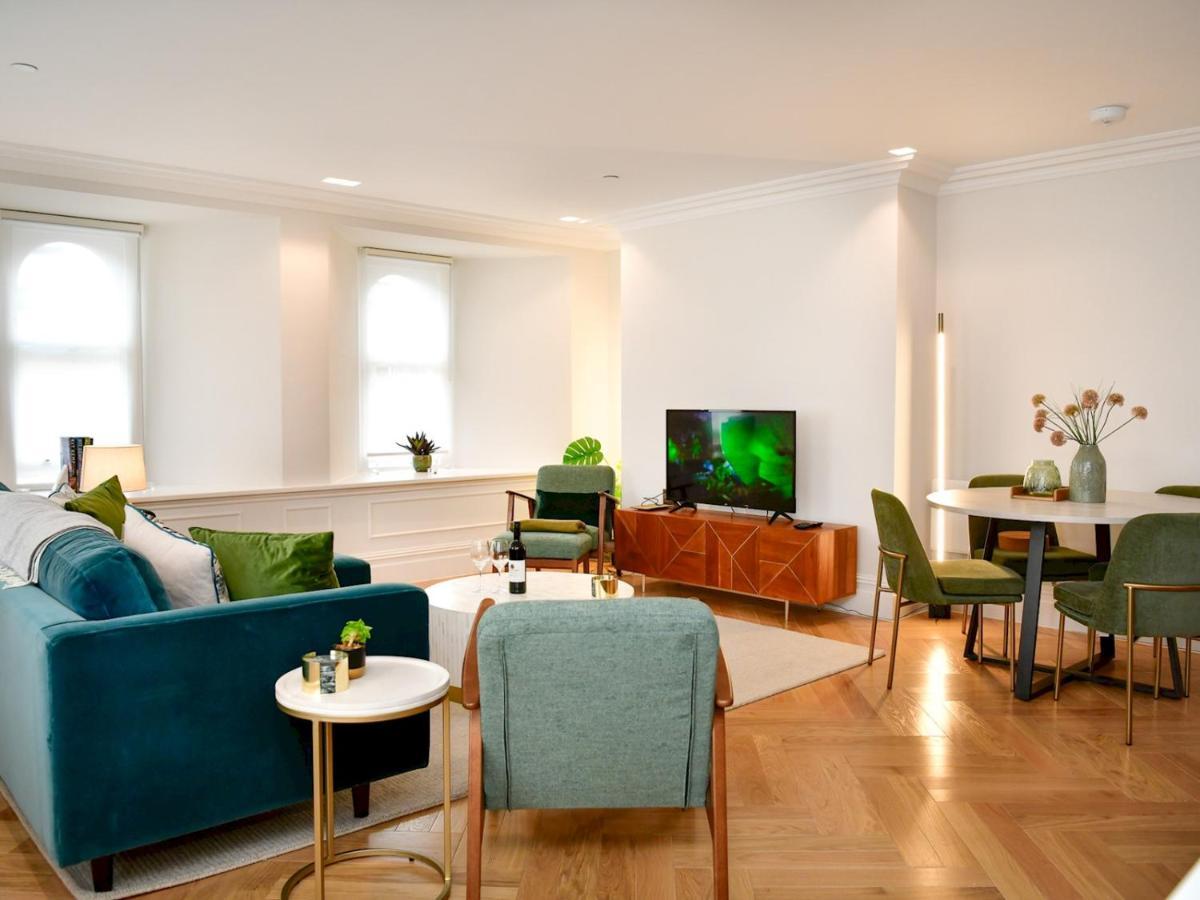 Pass The Keys Beautiful 2 Bed Apartment With Parking In The Bay Cardiff Bagian luar foto